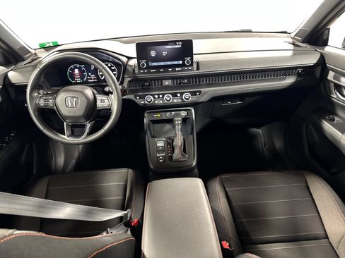 Used 2023 Honda CR-V Sport image 4