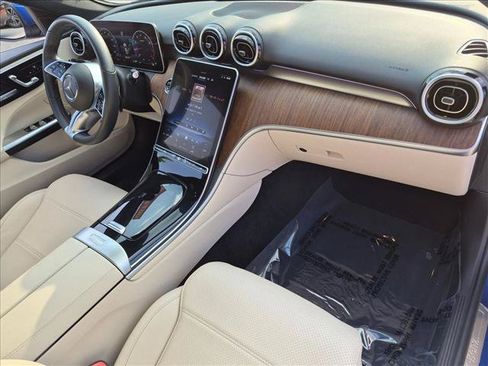 Used 2023 Mercedes-Benz C 300 4MATIC Sedan image 22