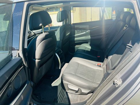 Used 2017 BMW 535i Gran Turismo xDrive image 18