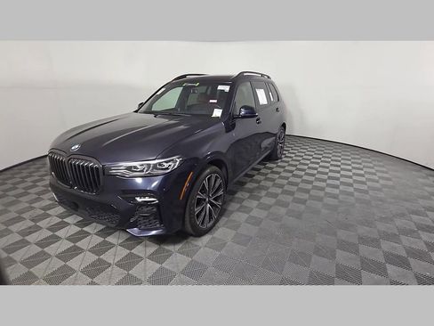 Used 2022 BMW X7 xDrive40i w/ M Sport Package image 51