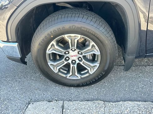 Used 2025 GMC Sierra 1500 SLT RWD image 29