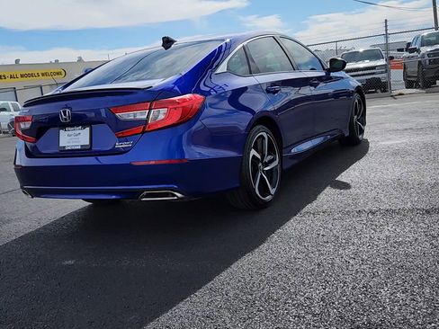 Used 2021 Honda Accord Sport Special Edition image 4