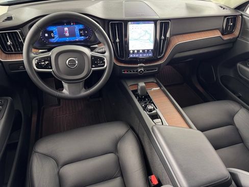 Used 2024 Volvo XC60 B5 Plus w/ Protection Package Premier AWD/4WD image 15