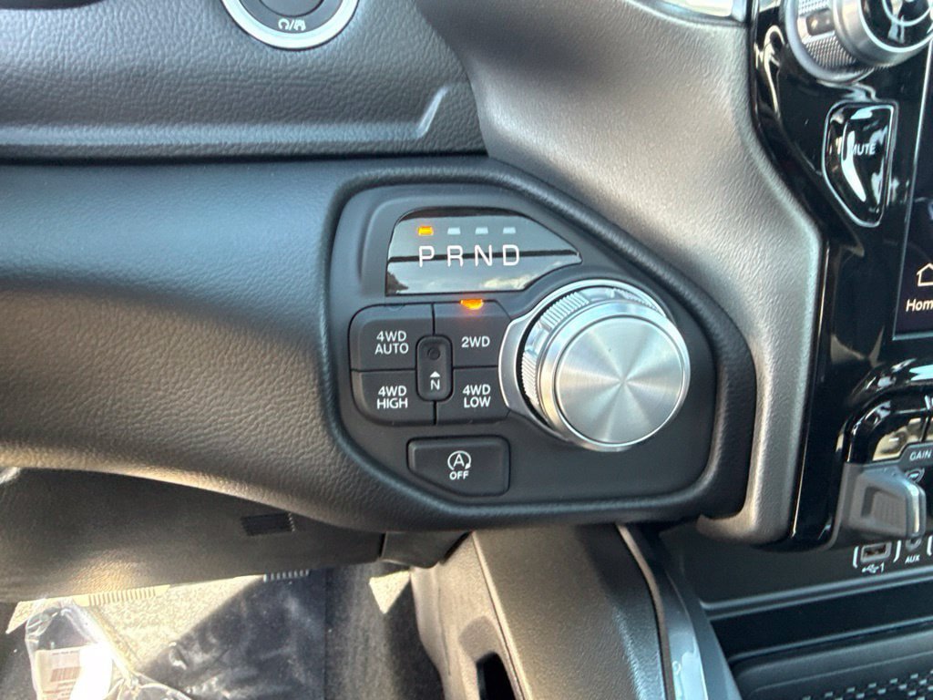 New 2027 RAM 1500 Laramie AWD/4WD image 14