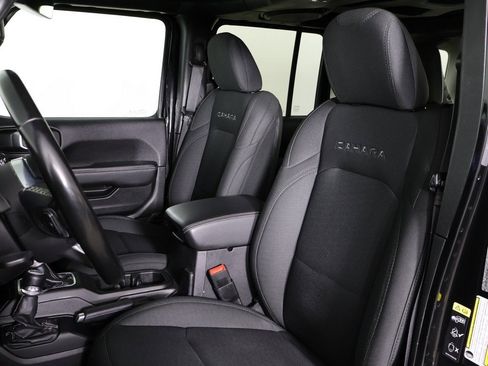 Used 2020 Jeep Wrangler Unlimited Sahara w/ Uconnect 4C Nav & Sound Group image 22