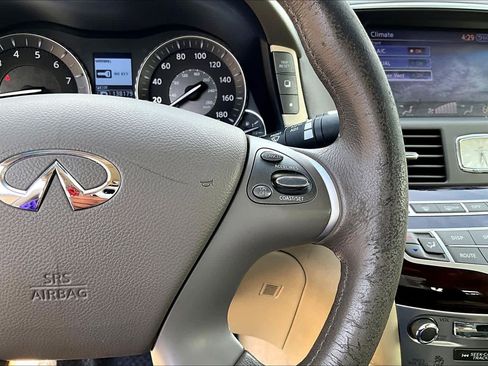 Used 2012 INFINITI M37 w/ Premium Pkg RWD image 28