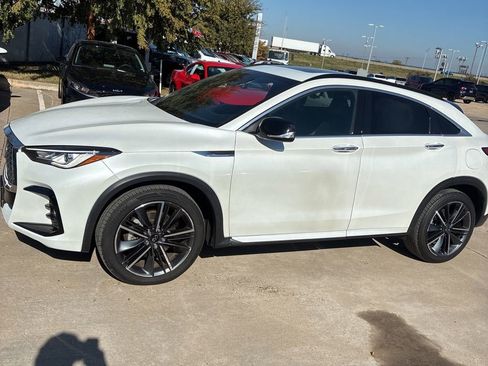 Used 2024 INFINITI QX55 Luxe image 2