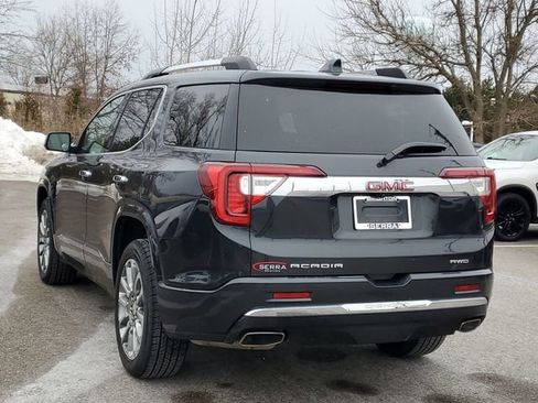 Used 2023 GMC Acadia Denali w/ Denali Ultimate Package AWD/4WD image 2