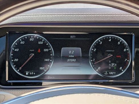 Used 2015 Mercedes-Benz S 550 Sedan image 10