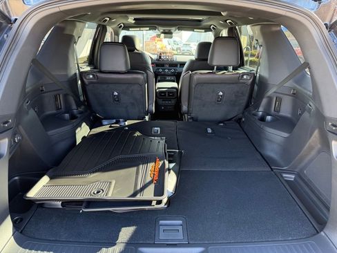 New 2025 Honda Pilot TrailSport image 14