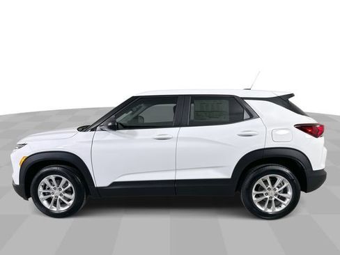 New 2026 Chevrolet TrailBlazer LS w/ LS Convenience Package FWD image 5