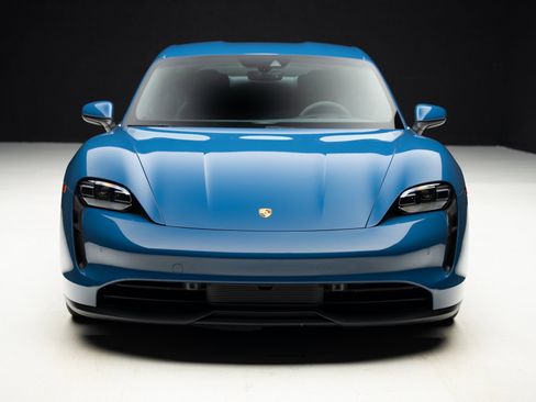 Used 2022 Porsche Taycan 4S image 7