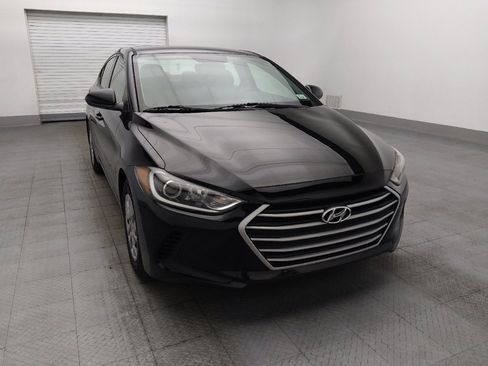 Used 2018 Hyundai Elantra SE FWD image 14