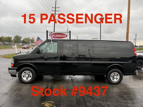Used 2017 Chevrolet Express 3500 LT w/ LT Preferred Equipment Group image 1