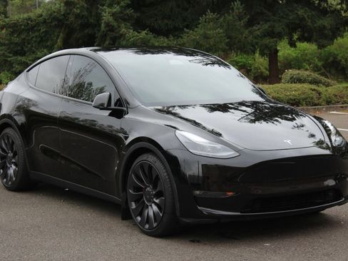 Used 2021 Tesla Model Y Performance AWD/4WD image 7