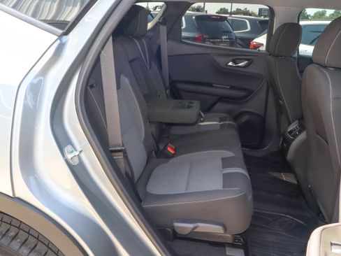 Used 2024 Chevrolet Blazer LT w/ Midnight/Sport Edition FWD image 20