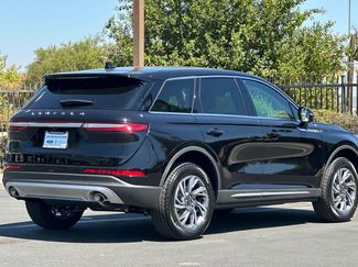 Used 2025 Lincoln Corsair FWD w/ Equipment Group 101A video 2