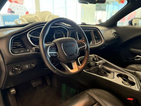 Used 2017 Dodge Challenger R/T Plus image 16