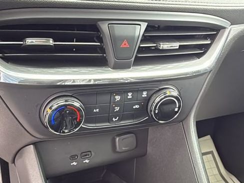Used 2026 Buick Encore GX Preferred AWD/4WD image 19