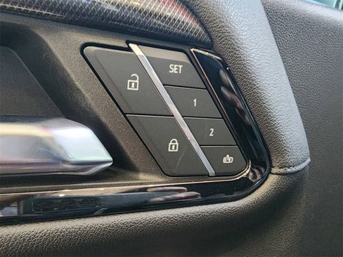 Used 2023 GMC Sierra 1500 AT4 image 16