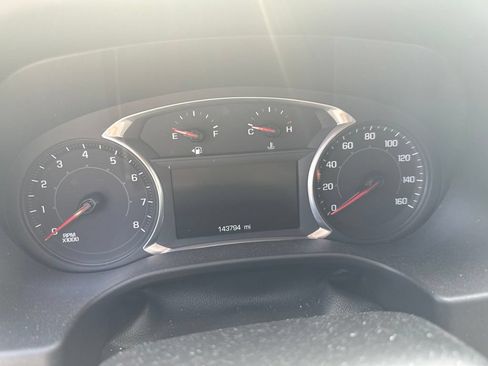 Used 2019 GMC Acadia SLT AWD/4WD image 13