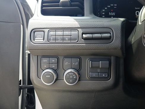 Used 2023 GMC Yukon XL Denali w/ Max Trailering Package AWD/4WD image 23