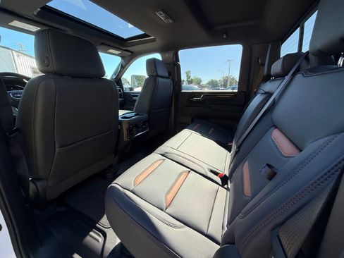 New 2026 GMC Sierra 2500 AT4 w/ AT4 Premium Plus Package AWD/4WD image 24