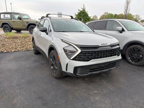 Used 2025 Kia Sportage X-Line w/ Premium Package AWD/4WD image 3