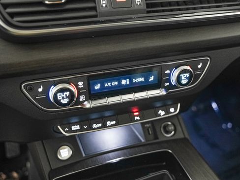 Certified 2023 Audi Q5 2.0T Premium w/ Convenience Package image 22