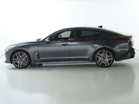 Used 2023 Kia Stinger GT2 image 39
