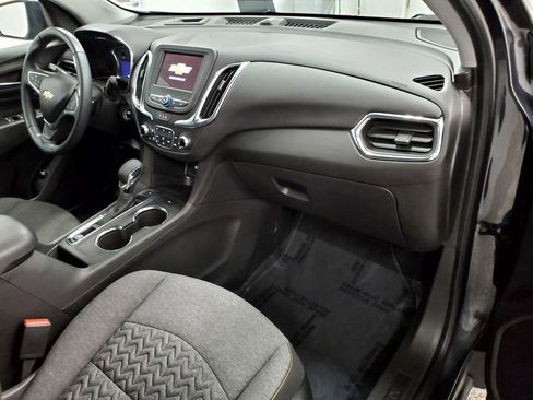 Used 2023 Chevrolet Equinox LT image 12