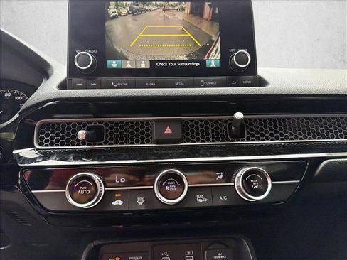 Used 2025 Honda Civic Sport image 22