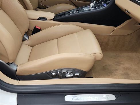 Used 2014 Porsche 911 Turbo S image 47