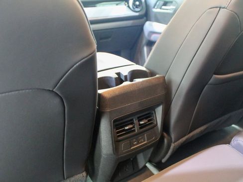 Used 2024 Chevrolet Colorado Z71 w/ LPO, Dark Essentials Package image 15