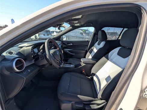 New 2026 Chevrolet Trax RS image 10