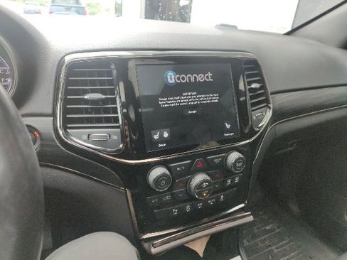 Used 2020 Jeep Grand Cherokee Limited X image 19