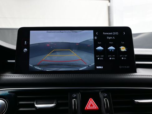 Certified 2023 Genesis G70 2.0T image 19