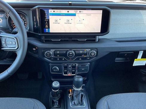 New 2025 Jeep Gladiator Sport image 7