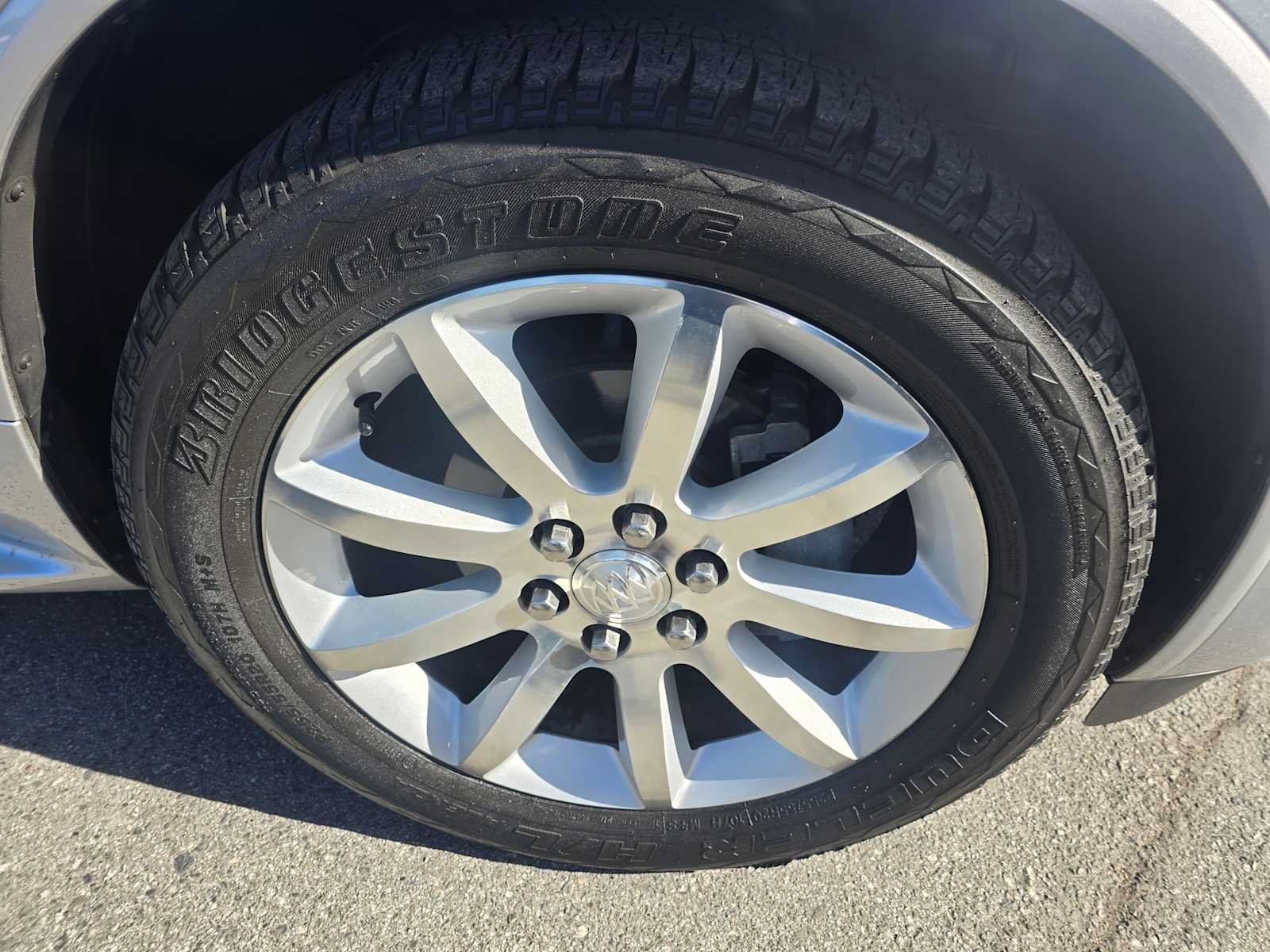 Used 2017 Buick Enclave Premium w/ Experience Buick Package AWD/4WD image 9