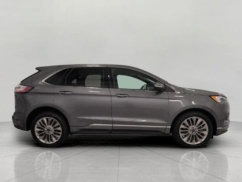 Used 2021 Ford Edge Titanium AWD/4WD image 11
