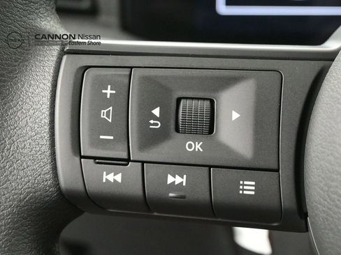 New 2026 Nissan Kicks SV FWD image 17