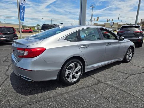 Used 2019 Honda Accord EX-L image 11
