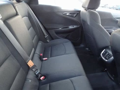 Used 2023 Chevrolet Malibu LT image 13
