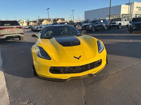 Used 2016 Chevrolet Corvette Z06 w/ 3LZ Preferred Equipment Group image 9