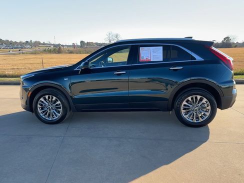 Used 2024 Cadillac XT4 Premium Luxury image 5