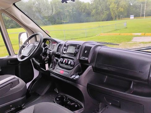 Used 2017 RAM ProMaster 1500 image 14