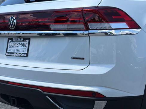 New 2026 Volkswagen Atlas Cross Sport SE AWD/4WD image 4