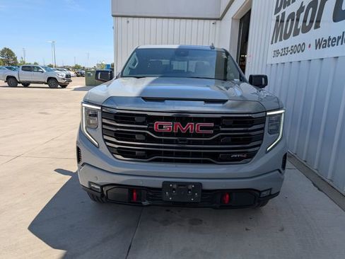 Used 2024 GMC Sierra 1500 AT4 w/ Technology Package AWD/4WD image 25