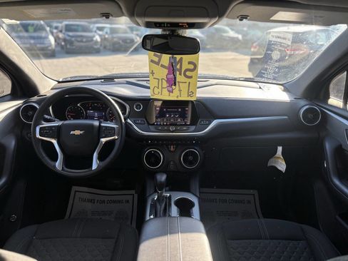 Used 2022 Chevrolet Blazer LT image 14