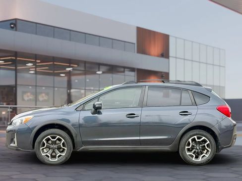 Used 2016 Subaru Crosstrek 2.0i Limited AWD/4WD image 7